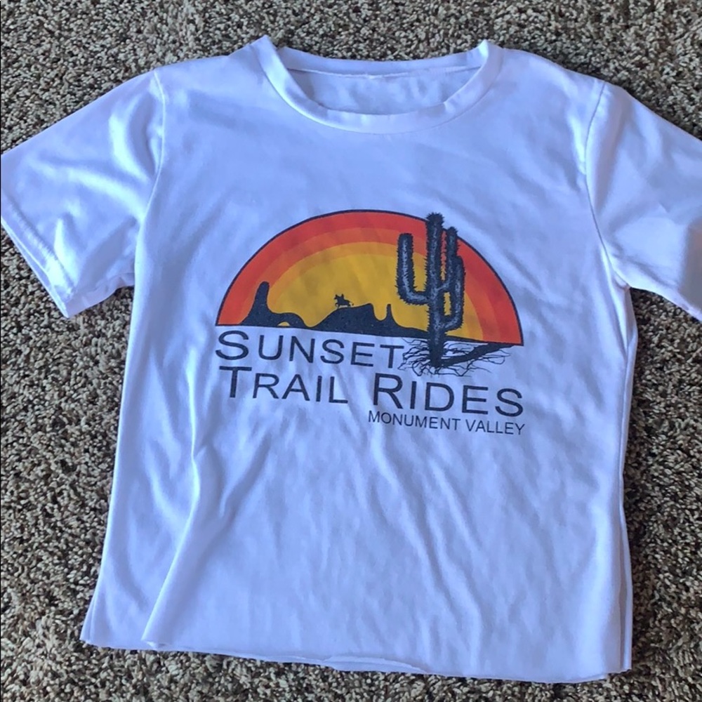 White tee shirt